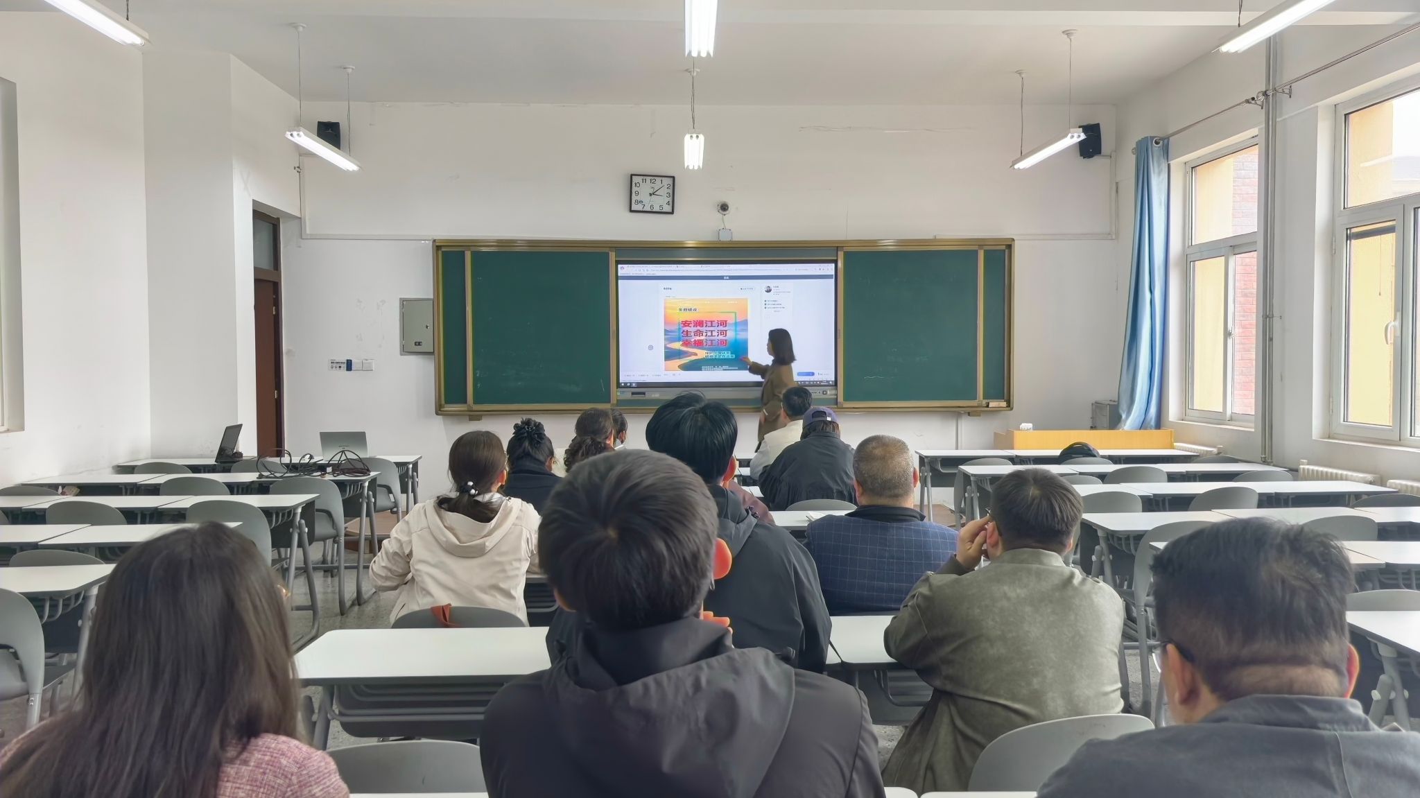 AI助教进课堂，教改落地见实效——兰州信息科技学院土木工程学院探索AI智慧教学新路径